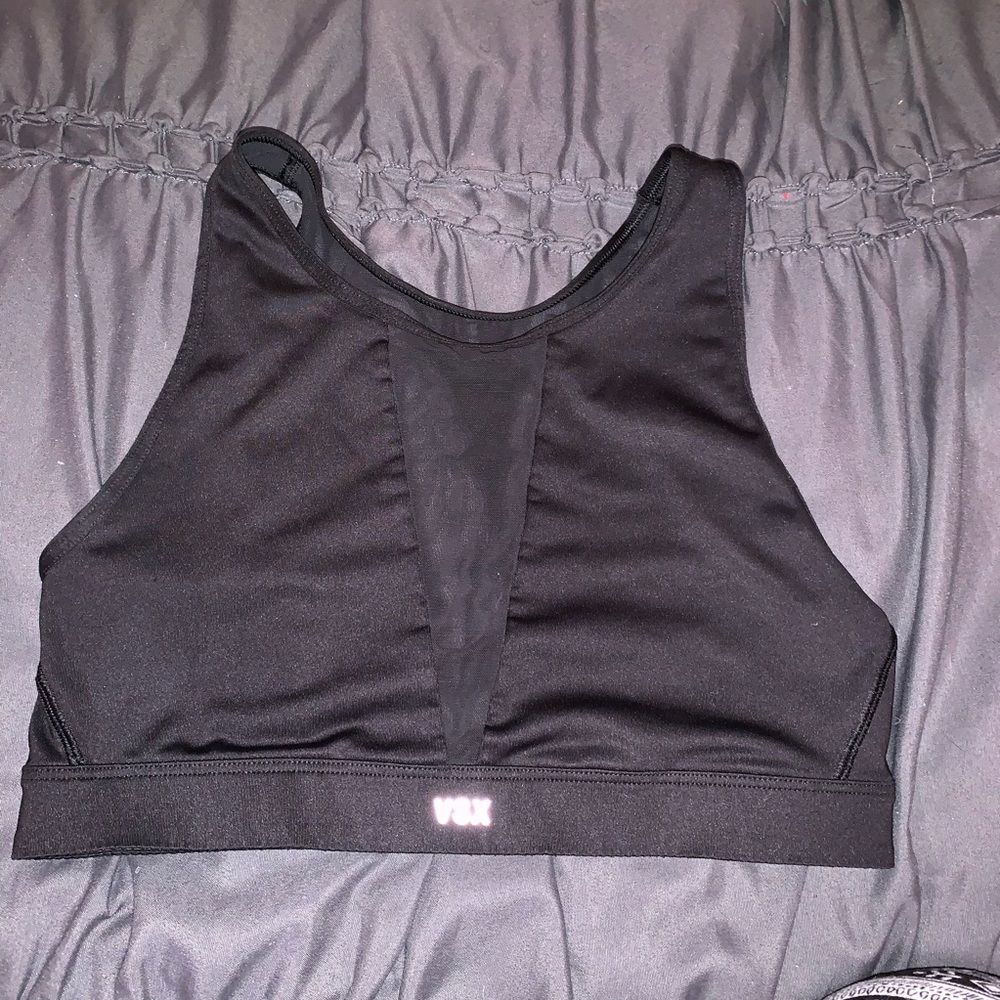Victoria’s Secret/pink sports bra